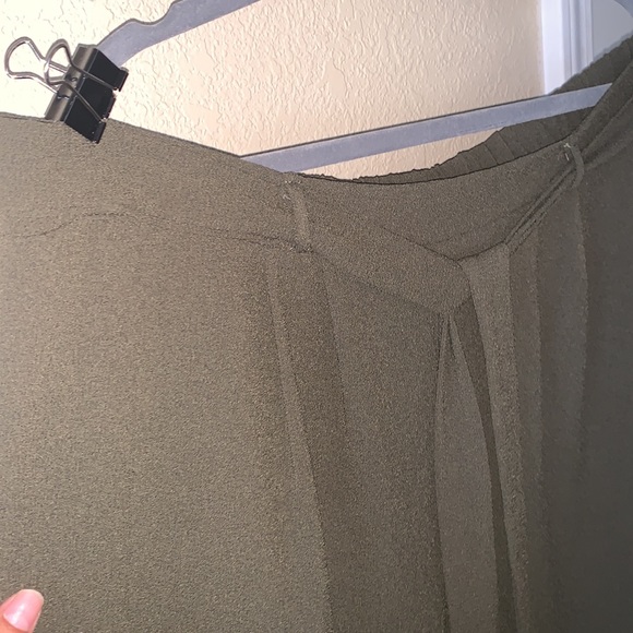 Green Belted Slacks - Picture 4 of 8